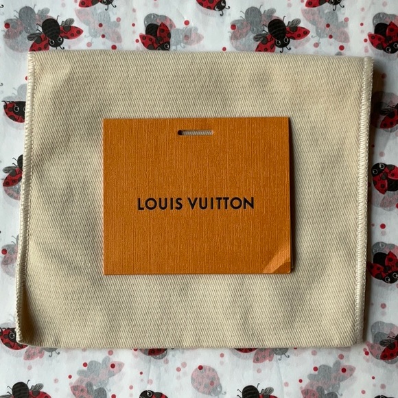 🦋 LOUIS VUITTON BOX 🦋 NWOT 🦋 - Picture 16 of 16